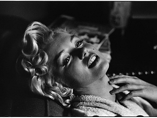 elliott-erwitt-raffinata-antologica-a-san-gimignano