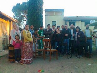 salvini-a-scandicci-con-le-ruspe-sul-campo-rom