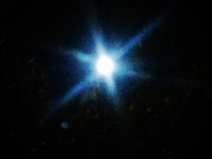 oggi-9-agosto-2025-la-luna-piena-incanta-il-cielo