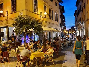 saldi-estivi-2026-in-toscana