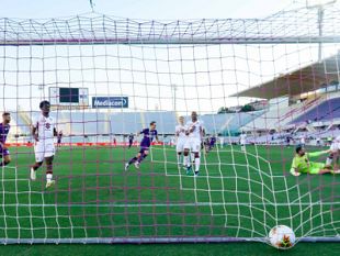 fiorentina-gia-salva-torino-battuto-2-0