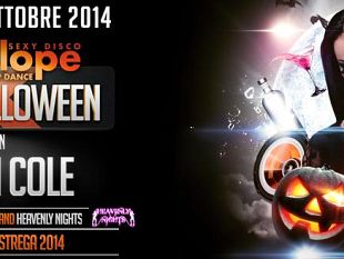 halloween-sexy-con-naomi-cole-e-lelezione-di-miss-strega