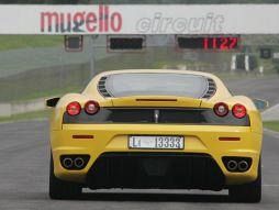 a609040917-all-autodromo-del-mugello-la-quartultima-gara-del-campionato-fia-gt