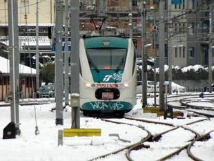 nevica-ferrovie-in-tilt-prendete-lautobus