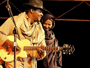 b207121739-azalai-festival-au-desert-alle-murate