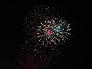 b112291741-ultimo-dell-anno-in-piazza-brindisi-e-musica-per-salutare-il-2012