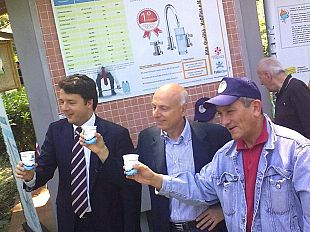 b006051458-inaugurato-il-fontanello-di-acqua-frizzante