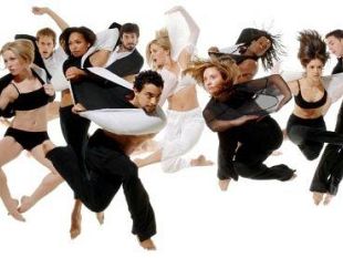 a810092206-poggibonsi-la-stagione-di-prosa-e-musica-2008-2009-del-teatro-politeama