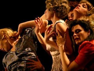 b101141605-hermanis-le-signorine-di-wilco-di-iwaszkiewicz-con-un-cast-tutto-italiano