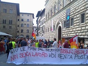 corteo-a-firenze-per-lo-sciopero-dei-cobas