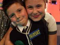 b011191610-a-certaldo-maxischermo-per-seguire-giulia-e-francesco-allo-zecchino-d-oro