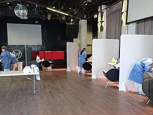 covid-oggi-924-nuovi-casi-in-toscana-vaccini-anche-nelle-discoteche