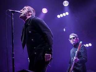 because-the-night-la-mostra-fotografica-sui-grandi-concerti-a-firenze