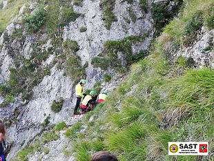 apuane-salvati-nove-escursionisti-tedeschi-disidratati
