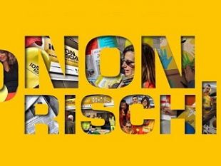 io-non-rischio-lassessora-monni-al-gazebo-di-scandicci