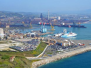 porto-di-piombino-navi-attese-per-fine-settembre
