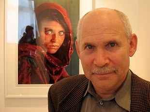 domani-apre-la-mostra-di-steve-mccurry-al-museo-degli-innocenti