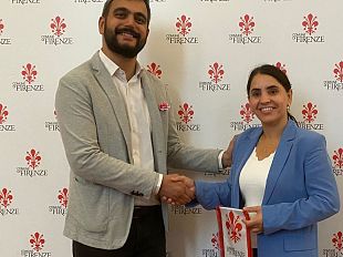 la-deputata-newroz-uysal-aslan-a-firenze-per-la-causa-kurda