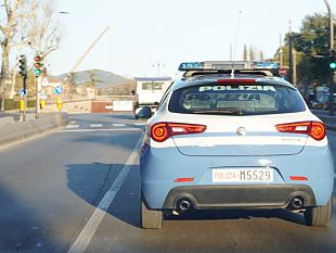 viale-aleardi-tenta-di-rubare-sul-furgone-di-un-corriere