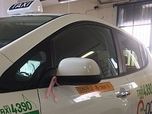 un-divisorio-tra-tassista-e-cliente-da-firenze-parte-la-proposta