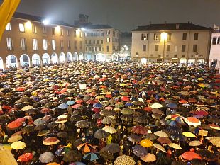 nardella-sta-con-le-sardine-anti-salvini-ma-non-mettiamogli-il-cappello