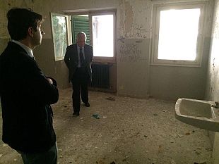 scempio-e-vergogna-lex-ospedale-con-vista-su-firenze