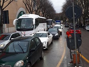 traffico-venerdi-nero-a-firenze-manifestazione-e-sciopero