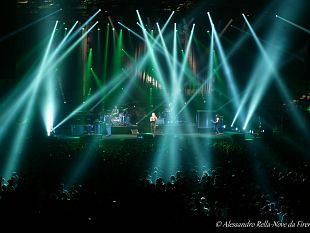 super-concerto-per-la-popolazione-colpita-dallalluvione