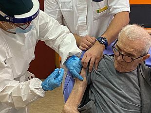 vaccinazioni-iniziate-le-attivita-nei-vaccination-center