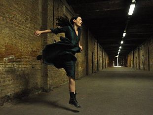 b204191757-i-sola-tempo-e-vita-nella-danza-di-francesca-lettieri