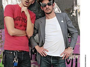 b111302221-flog-di-firenze-il-tour-de-i-soliti-idioti