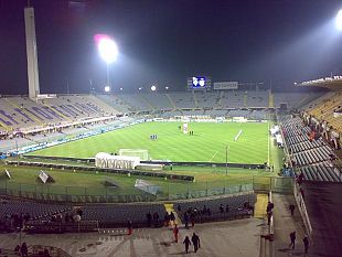 b401262036-fiorentina-vs-genoa-3-a-3-aquilani-tripletta-ma-occasione-mancata