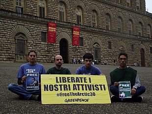 b310052121-greenpeace-manifestazione-per-i-28-attivisti-trattenuti-in-russia
