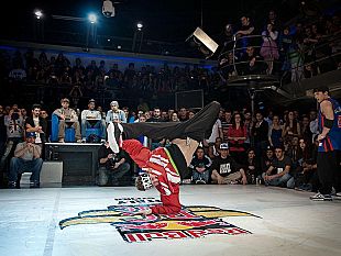 b203111921-froz-vince-il-red-bull-bc-one-cypher