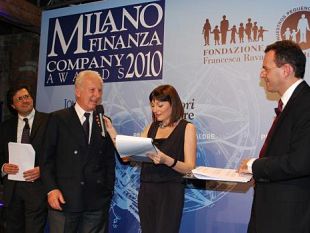 b003051851-giunti-editore-vince-il-premio-lombard-elite-ai-company-awards-2010-di-mf