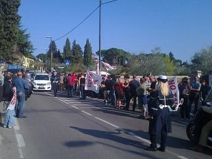 b203310138-notav-a-firenze-contestato-l-ad-di-ferrovie-moretti-sono-sempre-i-soliti