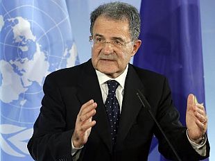 romano-prodi-alle-oblate-presenta-il-suo-libro