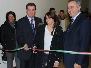 a912011554-al-liceo-rodolico-taglio-del-nastro-per-sedici-nuovi-locali