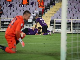 tripletta-di-chiesa-stende-il-bologna-il-derby-e-viola