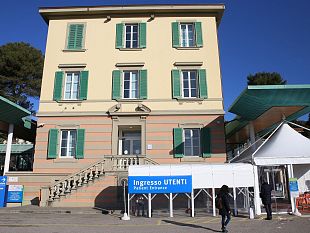 la-pillola-anti-covid-arriva-in-toscana