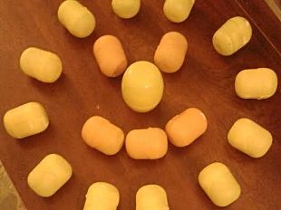 kinder-nuova-polemica-su-sorpresine-e-rischio-di-soffocamento