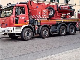 incendio-in-un-ristorante-evacuato-immobile-in-via-lavagnini