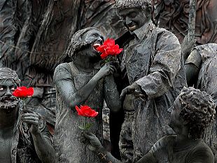 lhastag-del-viaggio-ad-auschwitz