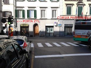 via-della-scala-una-burella-multe-illegittime-e-preferenziale-dannosa
