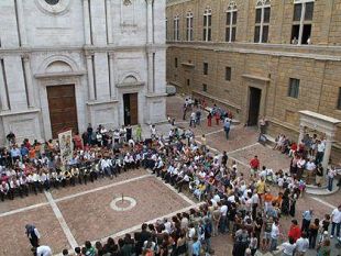 a809021436-fiera-del-cacio-di-pienza-da-giovedi-4-a-domenica-7-settembre-appuntamento-con-il-gusto-e-la-tradizione-popolare