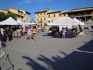 b401311410-fine-settimana-di-mercati-e-fiere-in-toscana