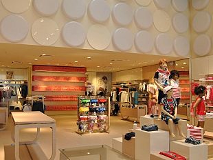 b207101356-original-marines-inaugura-il-flagship-store-di-firenze