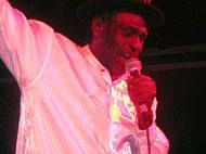 a311150514-l-auditorium-flog-fa-il-pieno-con-sud-sound-system-prince-allah-e-asher