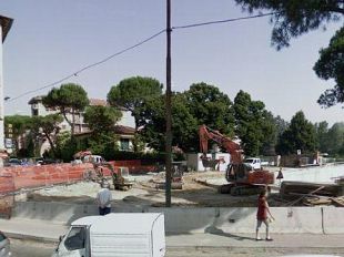 a910311458-tramvia-ultimi-interventi-in-piazza-paolo-uccello