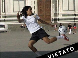 a805201429-sicurezza-a-firenze-si-manifestano-gia-i-primi-episodi-a-sfondo-razzista